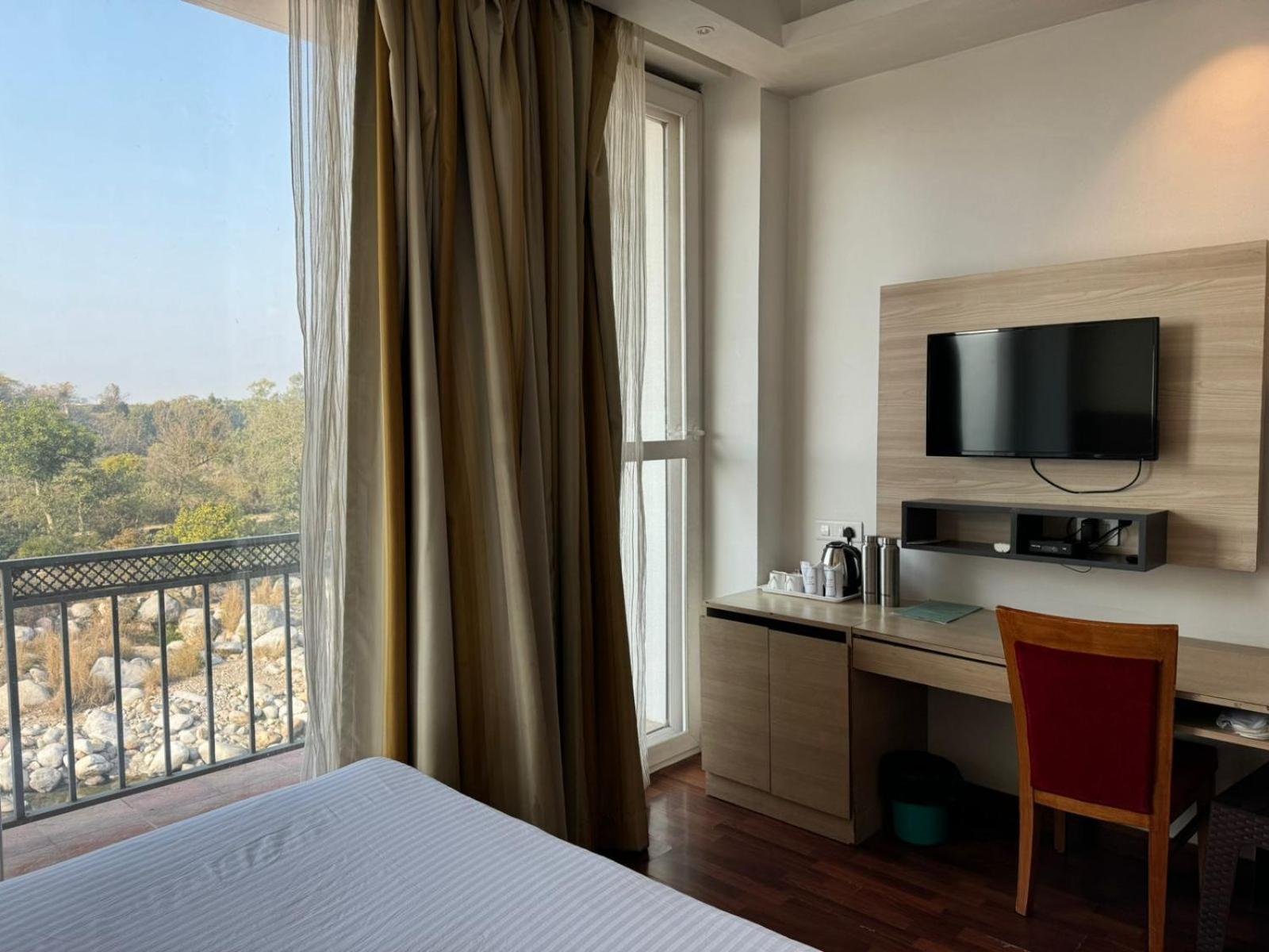 Hotel River Retreat Kangra Luaran gambar
