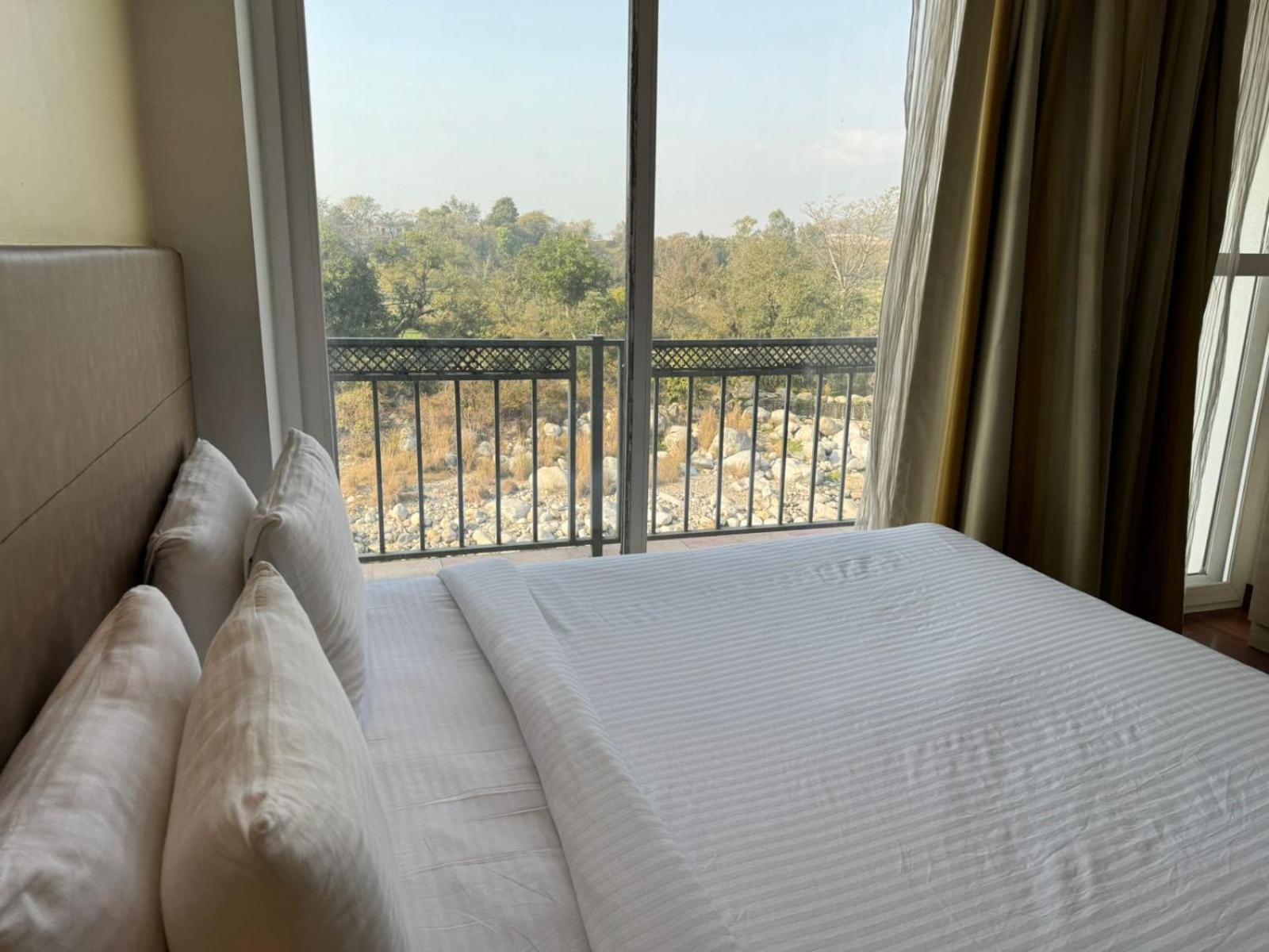 Hotel River Retreat Kangra Luaran gambar