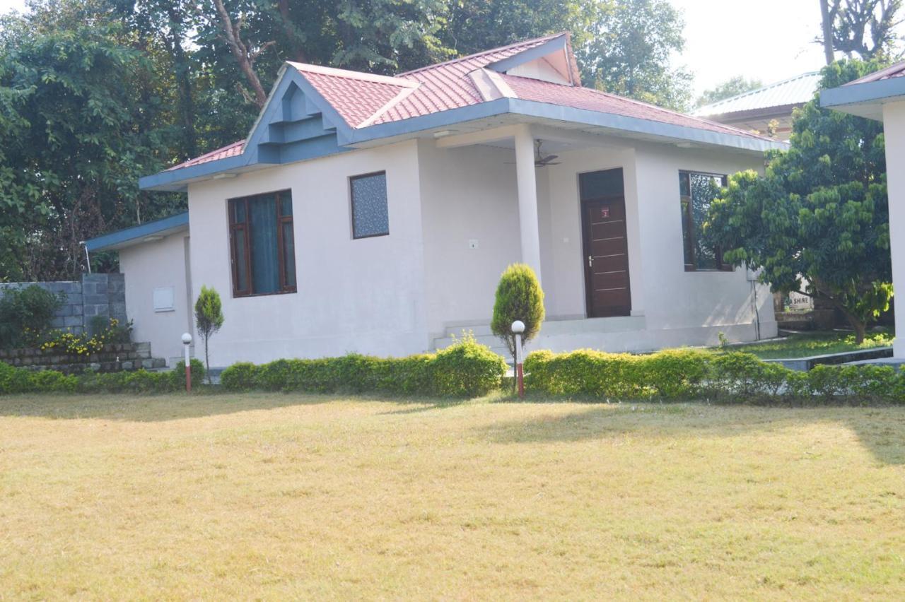 Hotel River Retreat Kangra Luaran gambar